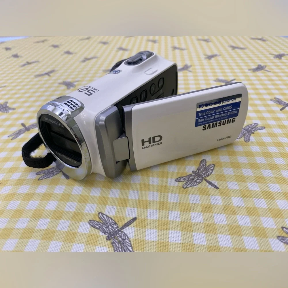 Samsung White 52x Zoom High Definition Handheld Camera/Camcorder HMX-F90